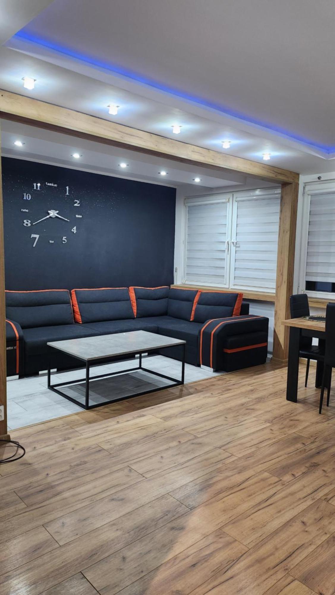 Ekskluzywny Apartament W Centrum Z Klimatyzacja I Balkonem Lubiń Exteriör bild